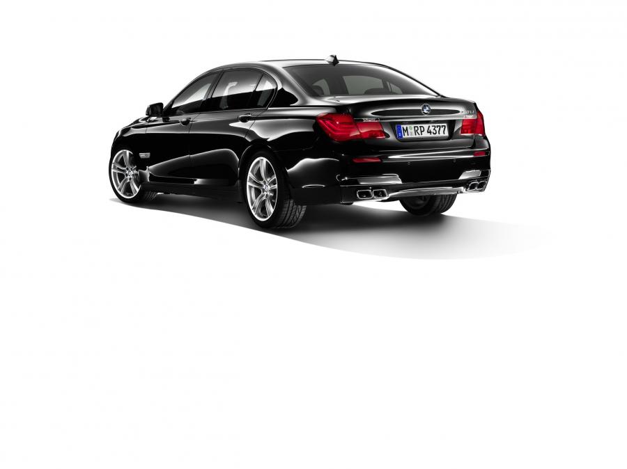  BMW 7-Series 2009 года  (фото 128 из 167)